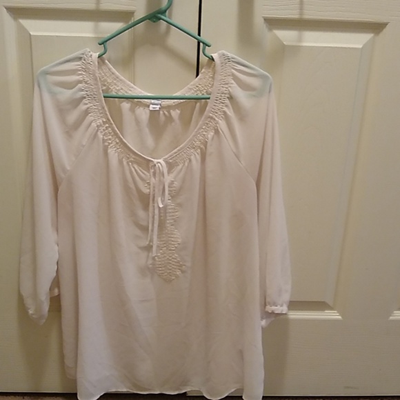 Old navy blouse - Picture 1 of 2
